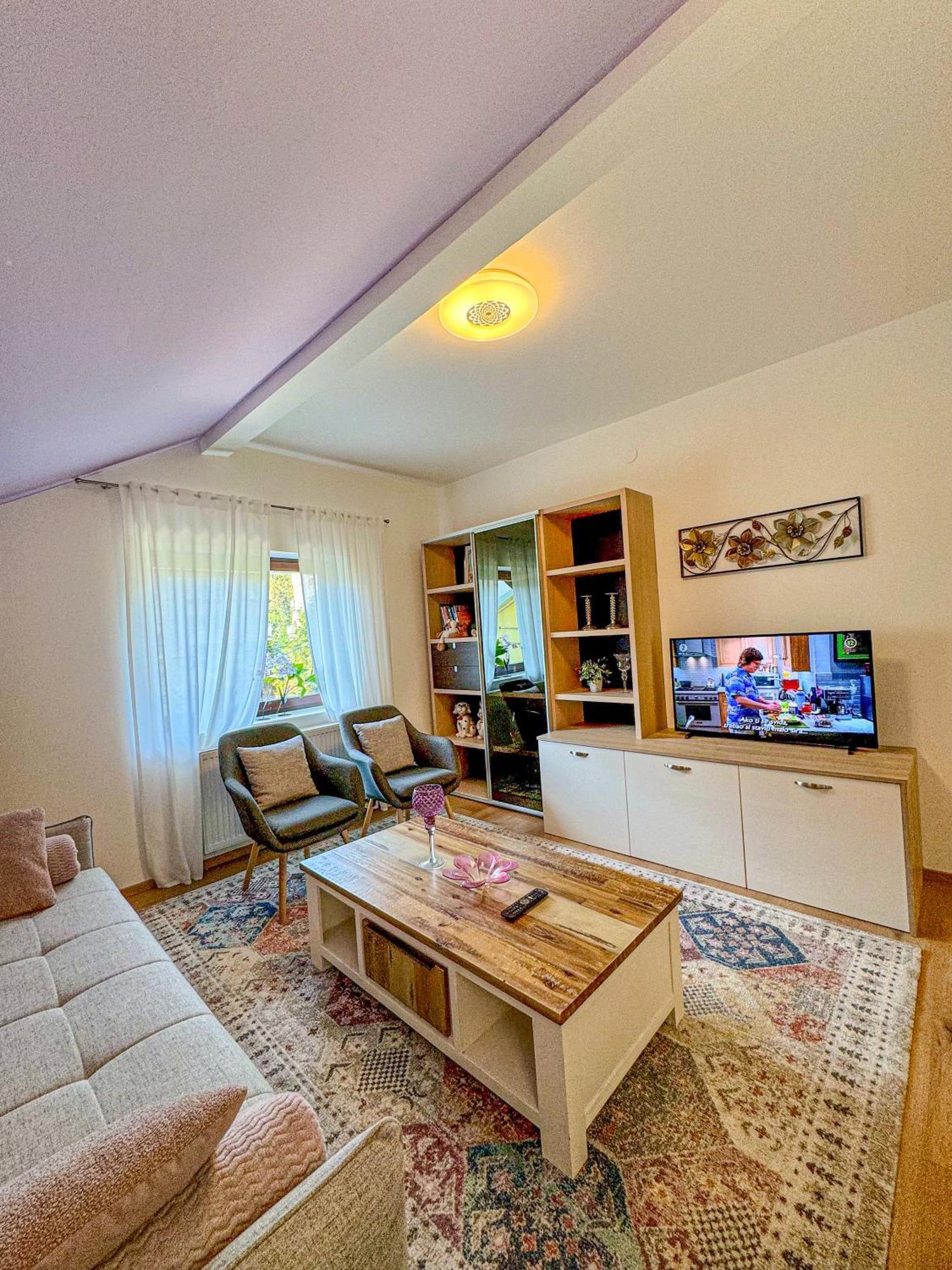Apartman Mibel Загреб Екстер'єр фото