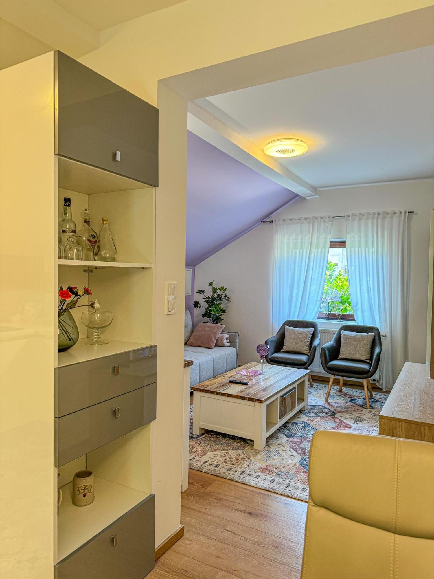 Apartman Mibel Загреб Екстер'єр фото