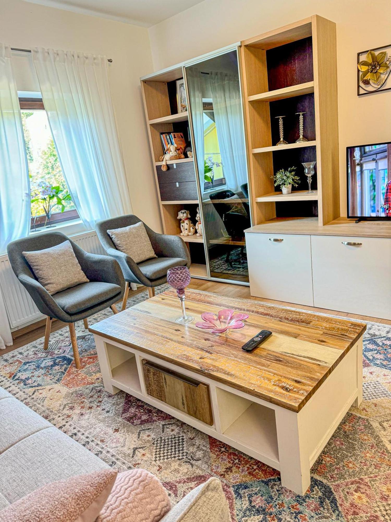 Apartman Mibel Загреб Екстер'єр фото